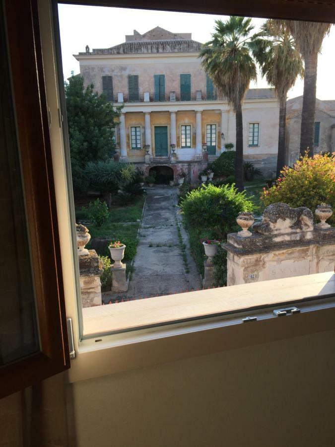 Nuovo Appartamento In Centro Pula Exterior foto